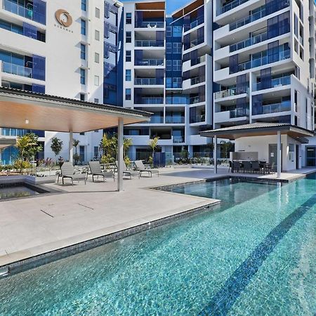 Hotel Oceanus Bokarina Beach Kawana Waters Exterior foto